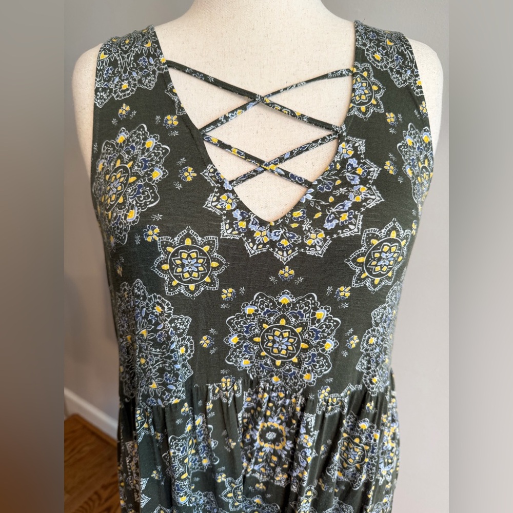 Torrid Olive Green Supersoft Mandala Babydoll Top - Torrid Size 3 (22-24, 3X) - Picture 5 of 16